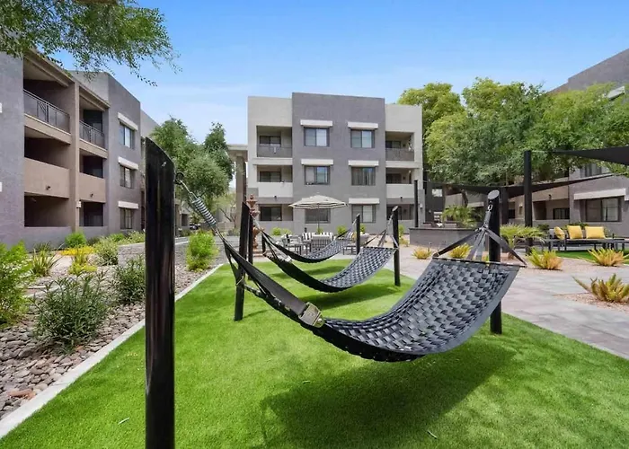 Cozysuites - Westgate W Pool 13 Apartment
