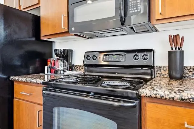 Apartment Cozysuites - Westgate W Pool 13